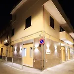 Revolution Bed E Breakfast 3* 卡塞塔