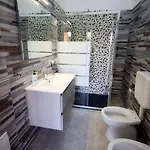 Revolution Bed E Breakfast 3*