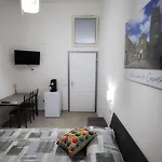 Revolution Bed E Breakfast 卡塞塔