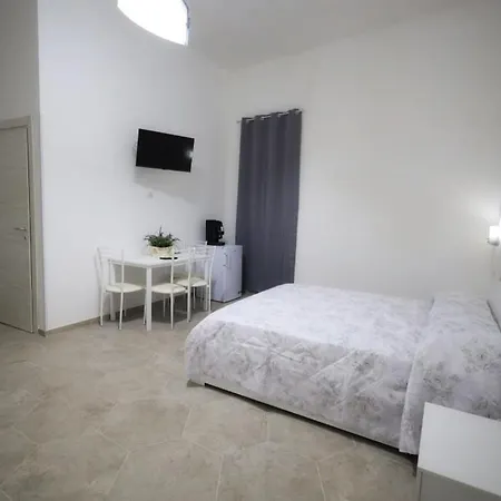 Revolution Bed E Breakfast ベッド・アンド・ブレックファスト カゼルタ