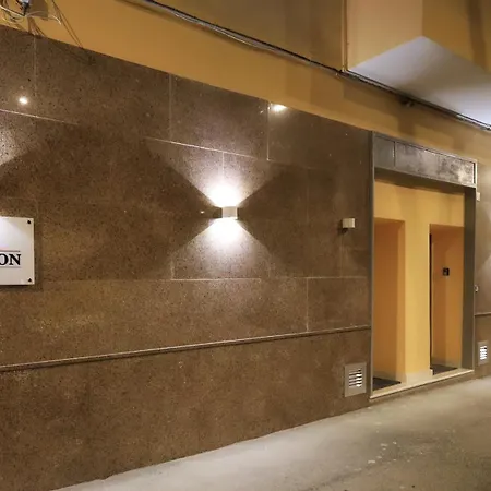 Revolution Bed E Breakfast 3*