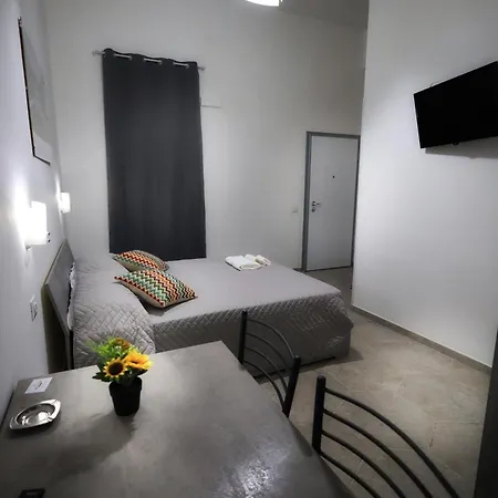 Revolution Bed E Breakfast 3*