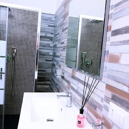 Revolution Bed E Breakfast Caserta