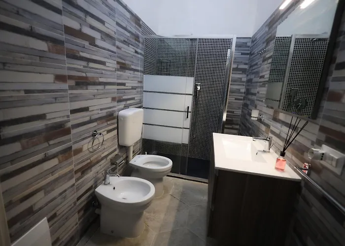 Revolution Bed E Breakfast فندق مبيت وإفطار