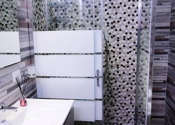 فندق مبيت وإفطار Revolution Bed E Breakfast كازيرتا