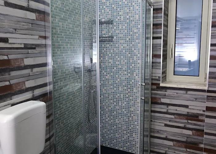 Revolution Bed E Breakfast 3*