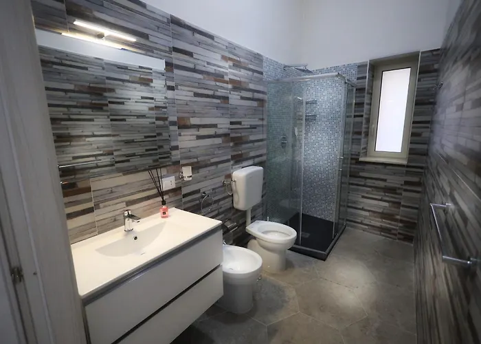 Revolution Bed E Breakfast فندق مبيت وإفطار كازيرتا