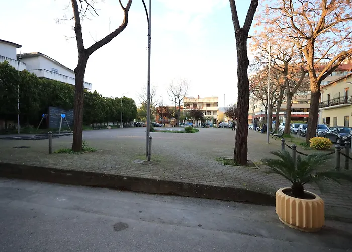 Revolution Bed E Breakfast كازيرتا