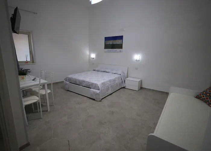 Revolution Bed E Breakfast فندق مبيت وإفطار كازيرتا